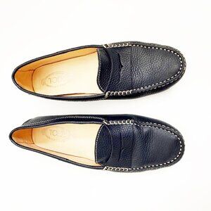 Tod's pebbled leather gommino driving loafers, navy, Size 41/11